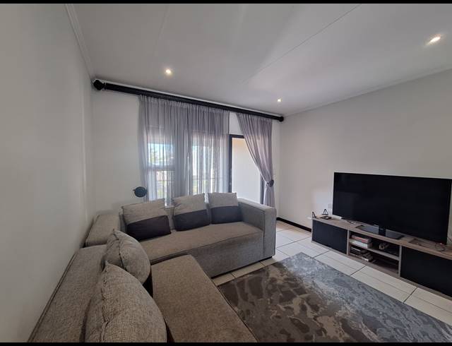 3 BEDROOM APARTMENT FOR SALE IN ACACIA